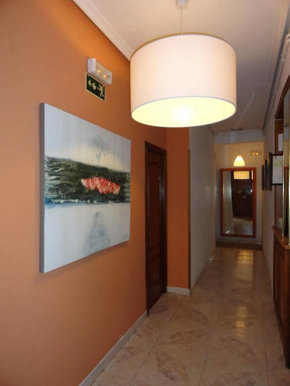 Hostal Fuencarral Kryse Madrid Exterior foto
